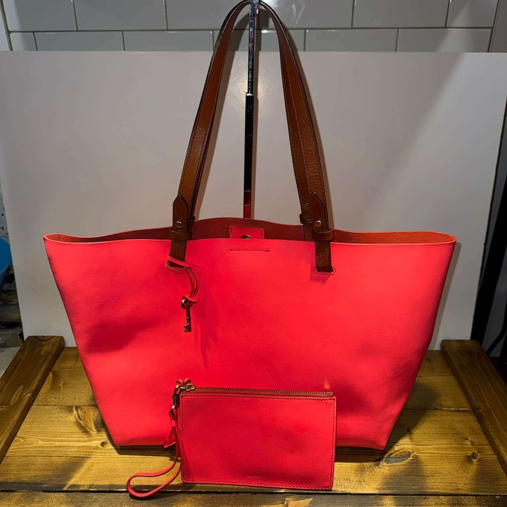 Fossil Rachel Tote‎ Neon Coral Pink Leather Shoulder Bag + Zip Wristlet